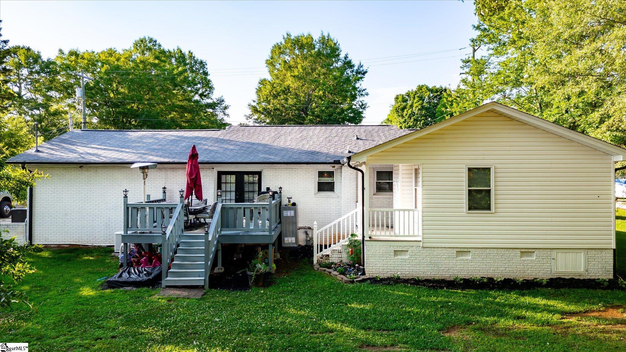 301 Ridgecrest Drive