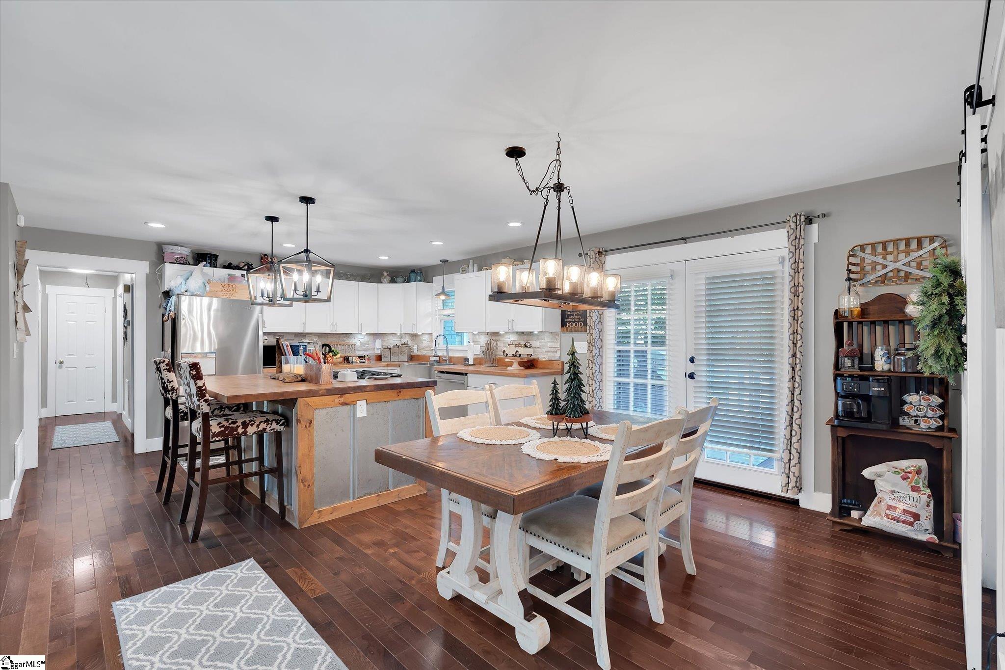 301 Ridgecrest Drive