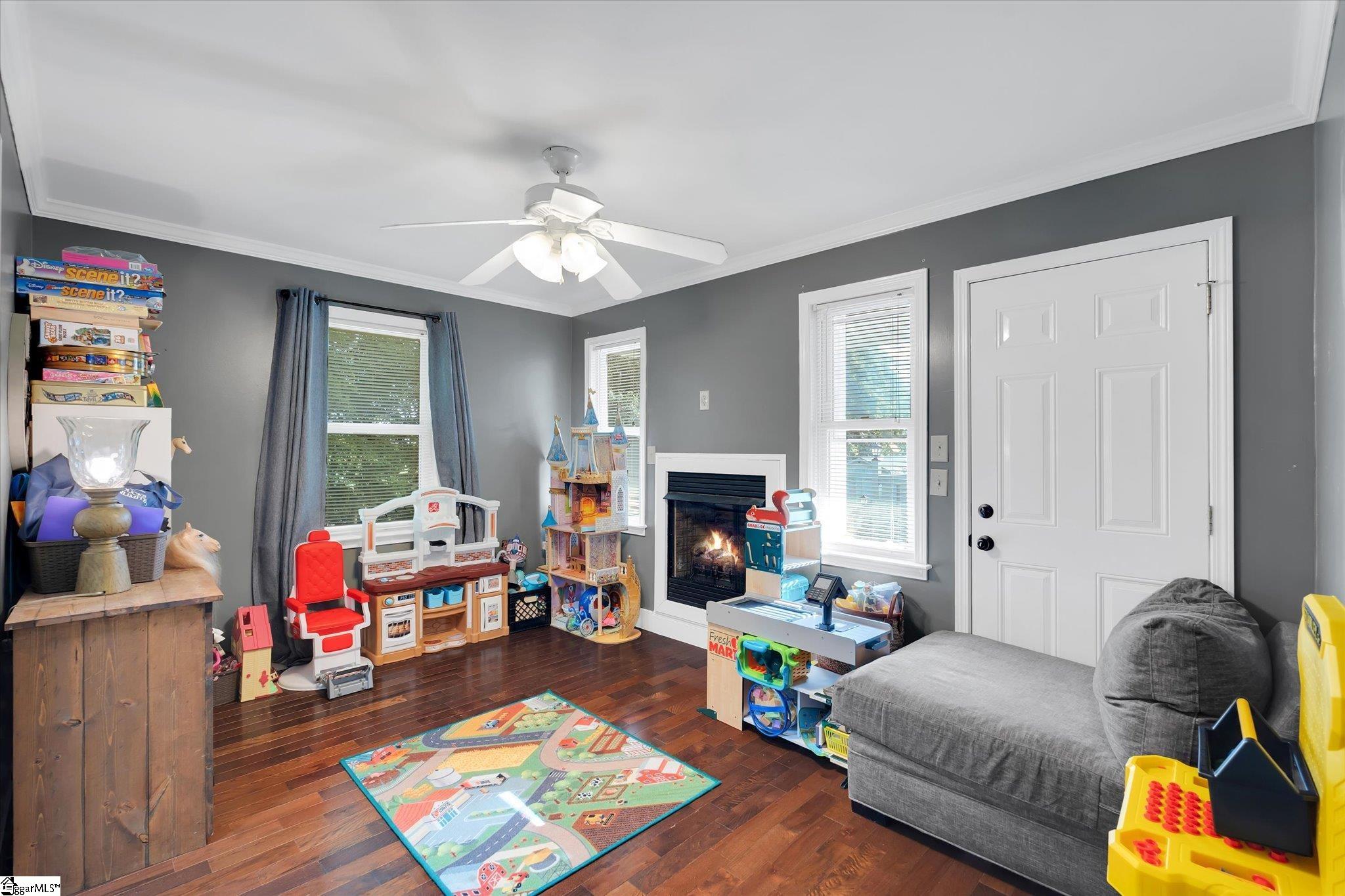 301 Ridgecrest Drive