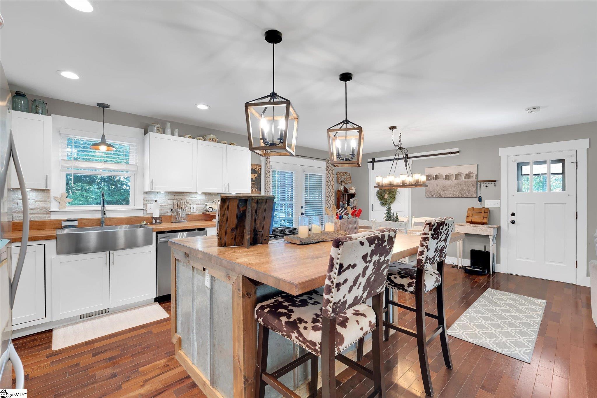 301 Ridgecrest Drive