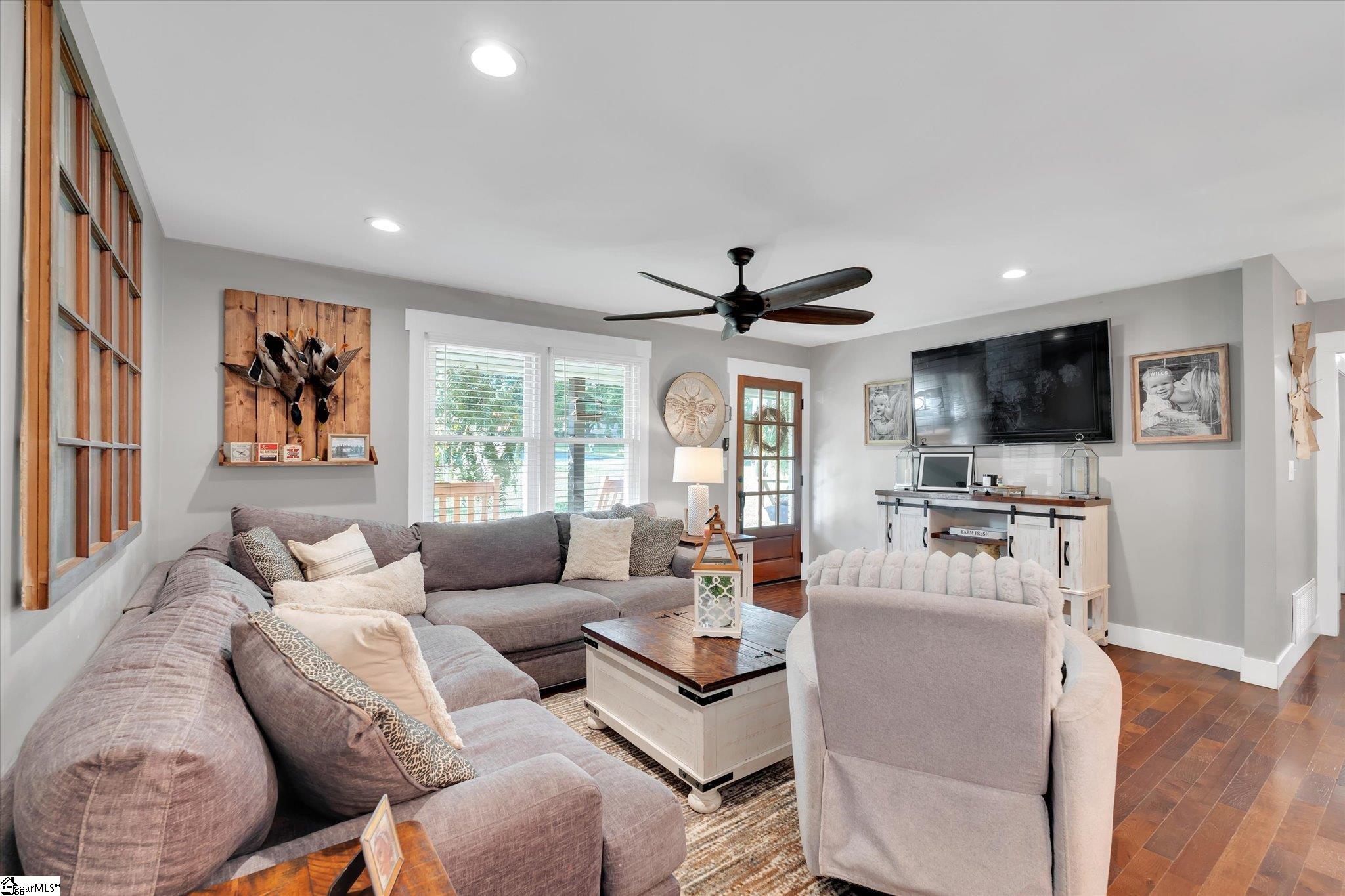 301 Ridgecrest Drive