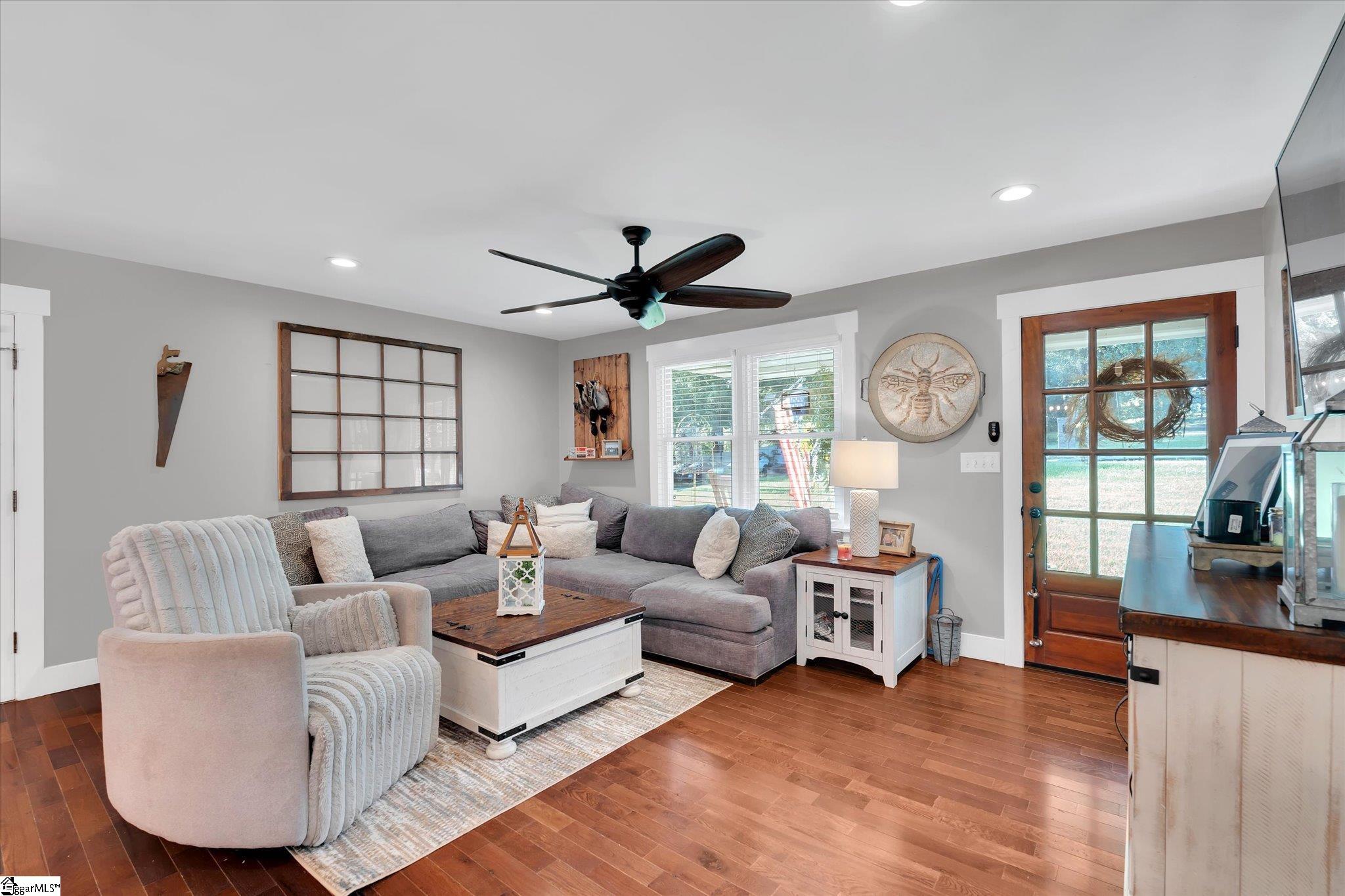 301 Ridgecrest Drive