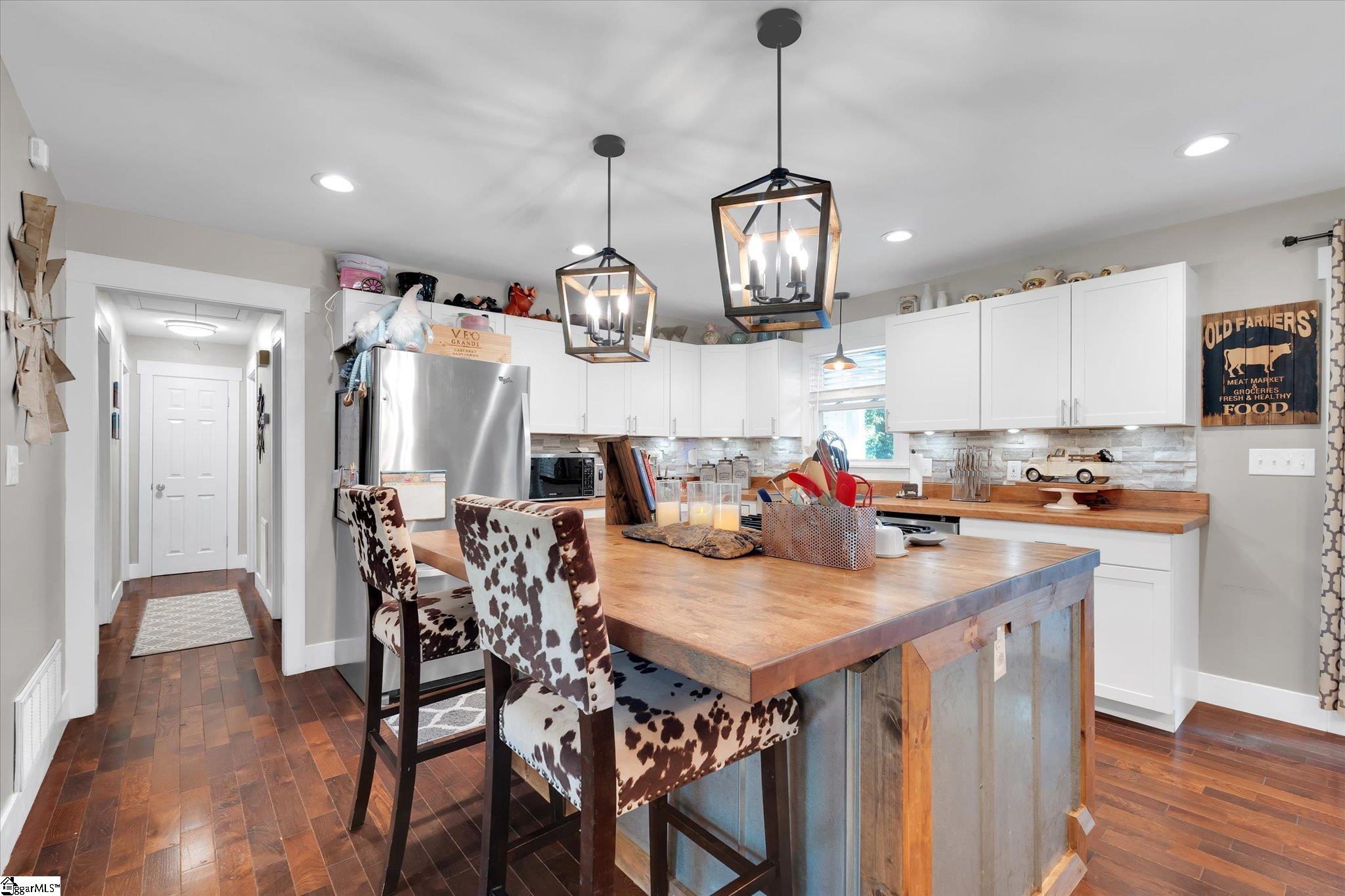 301 Ridgecrest Drive