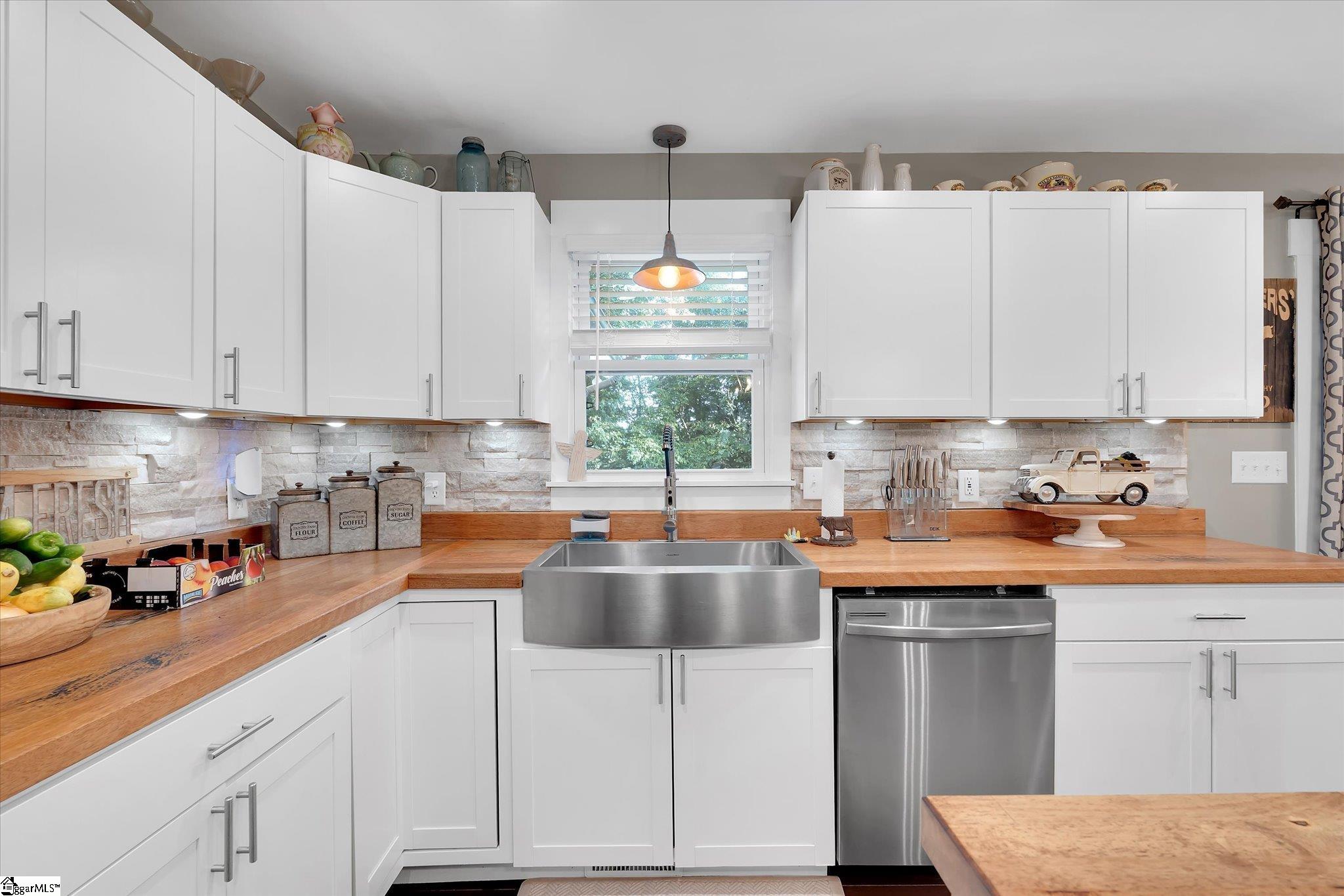 301 Ridgecrest Drive