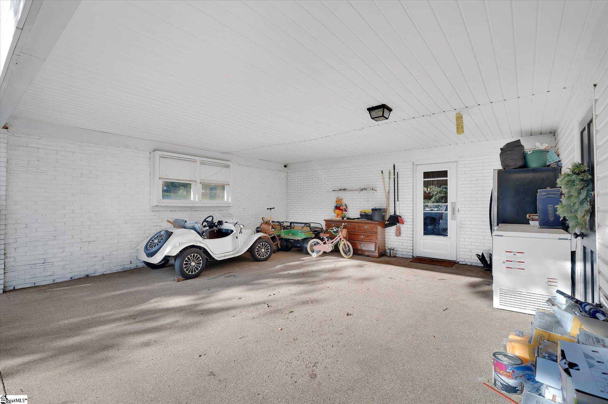 301 Ridgecrest Drive