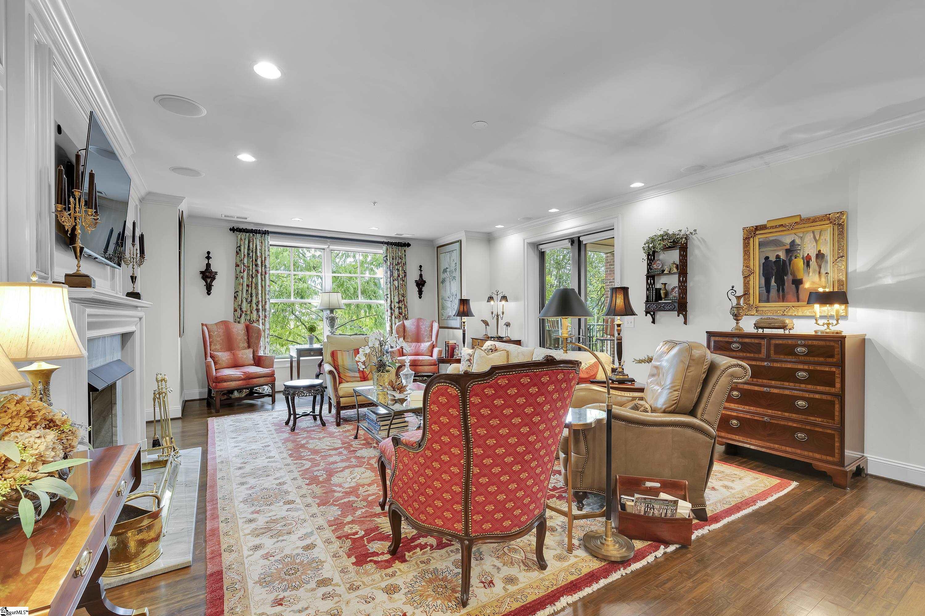 400 N Main Street Unit 204