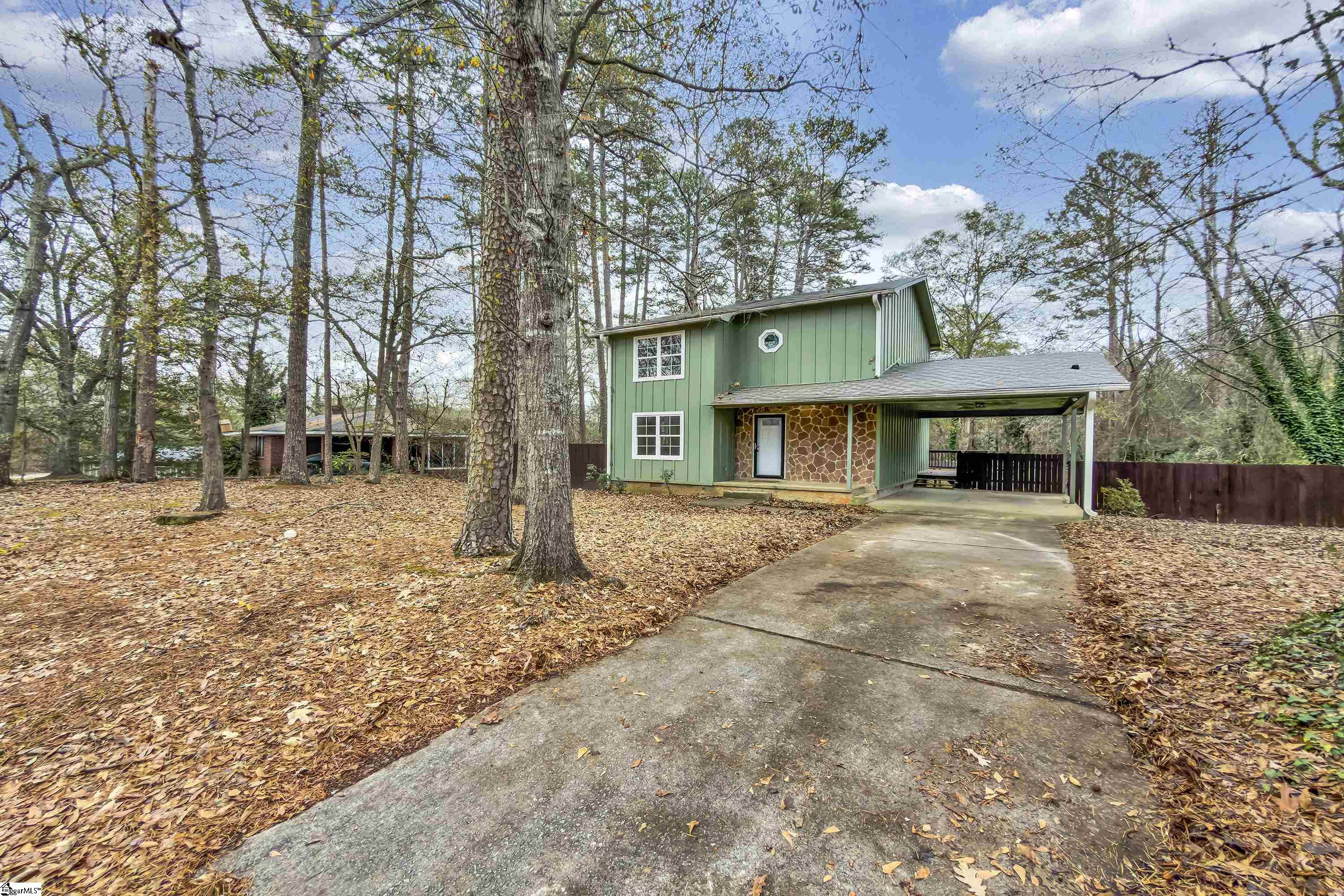 304 N Isundega Street