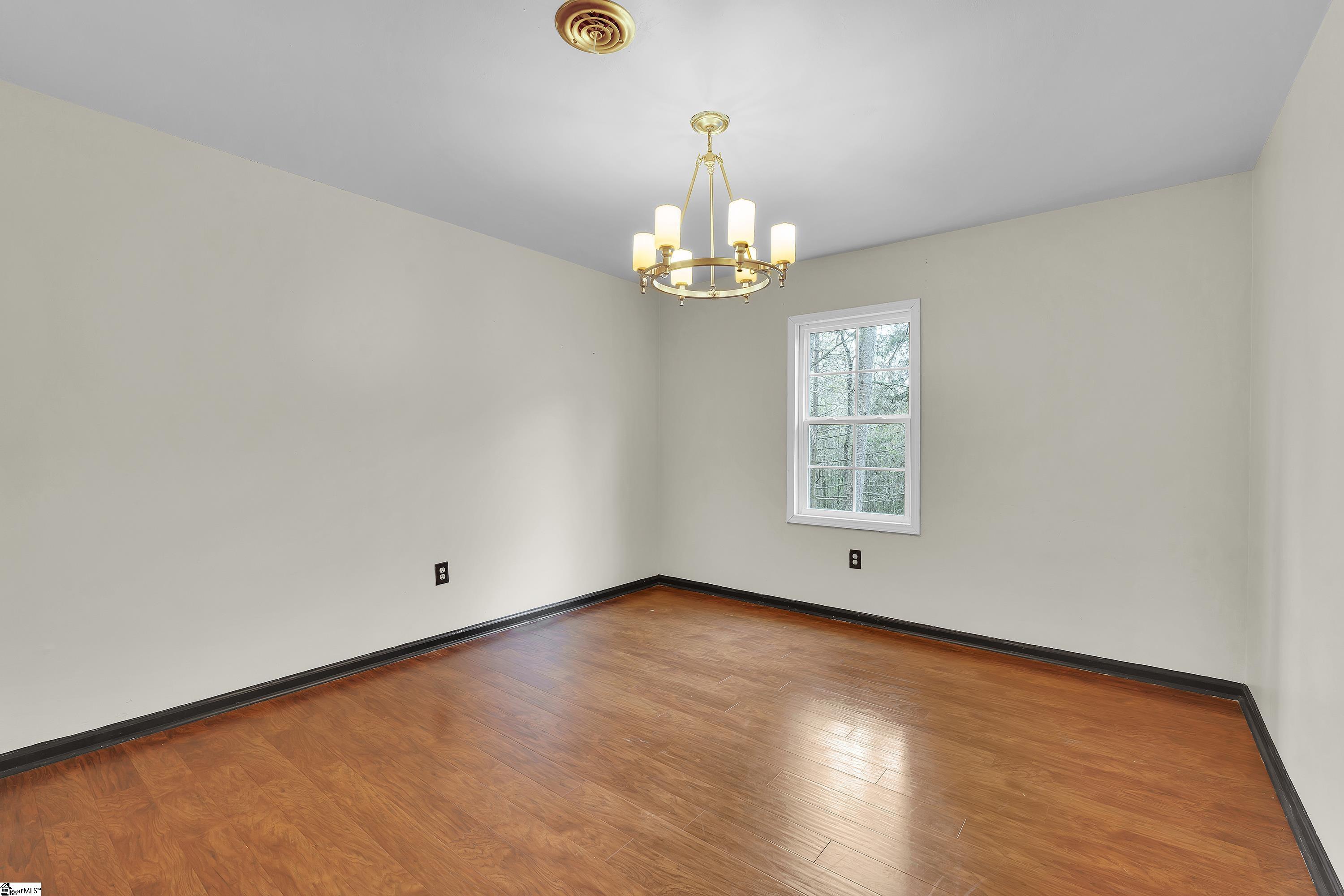 304 N Isundega Street