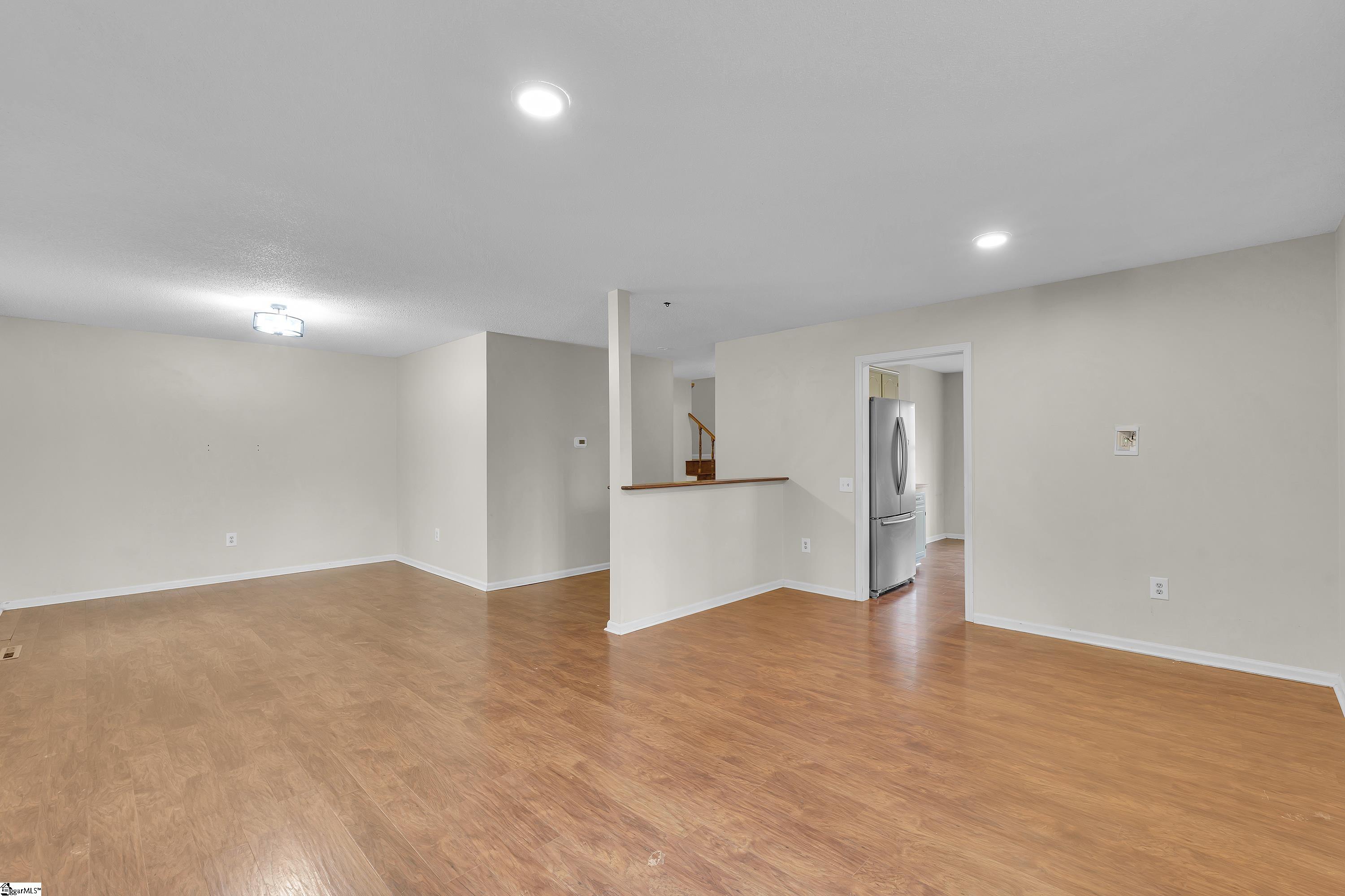 304 N Isundega Street