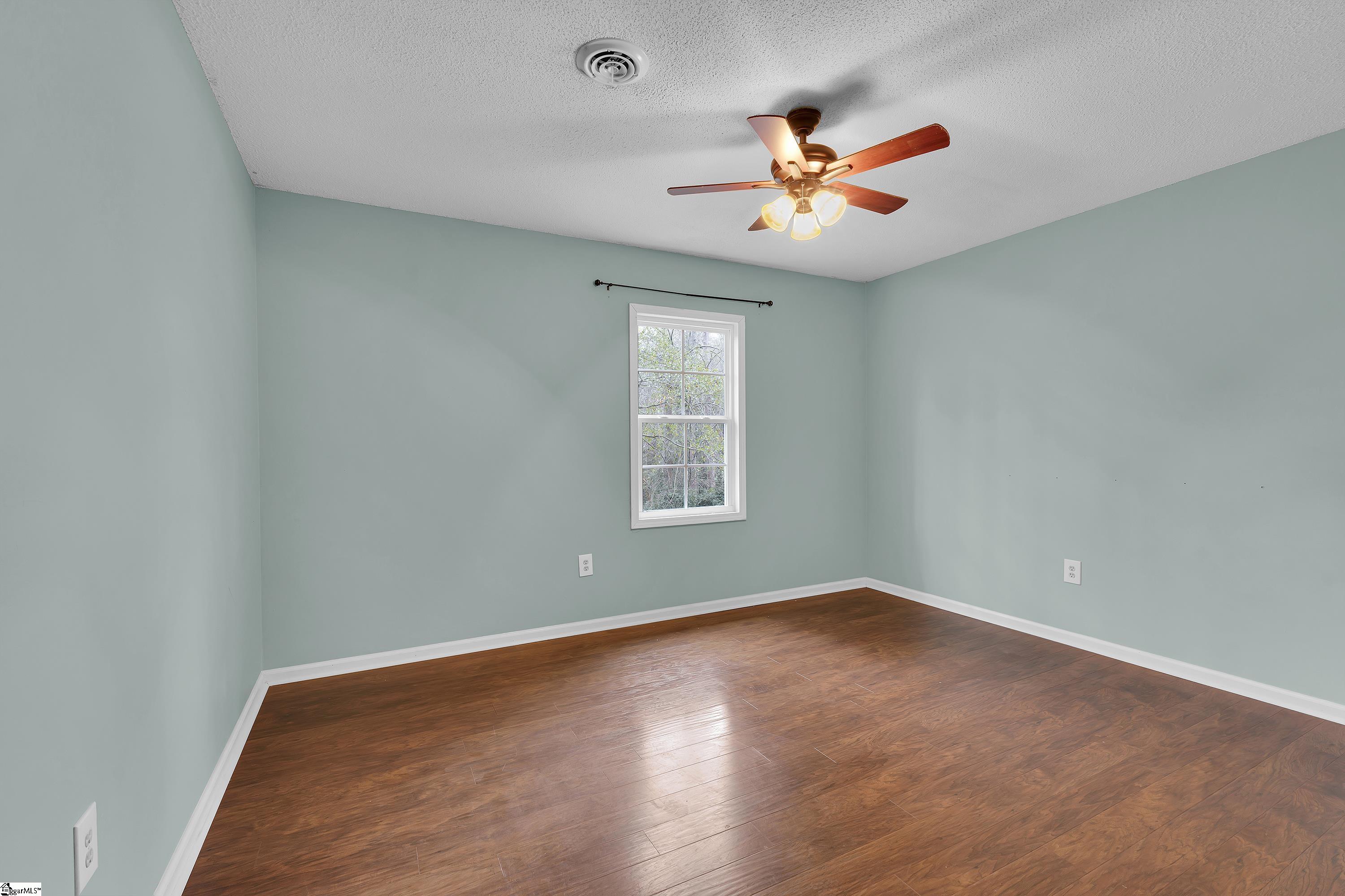 304 N Isundega Street