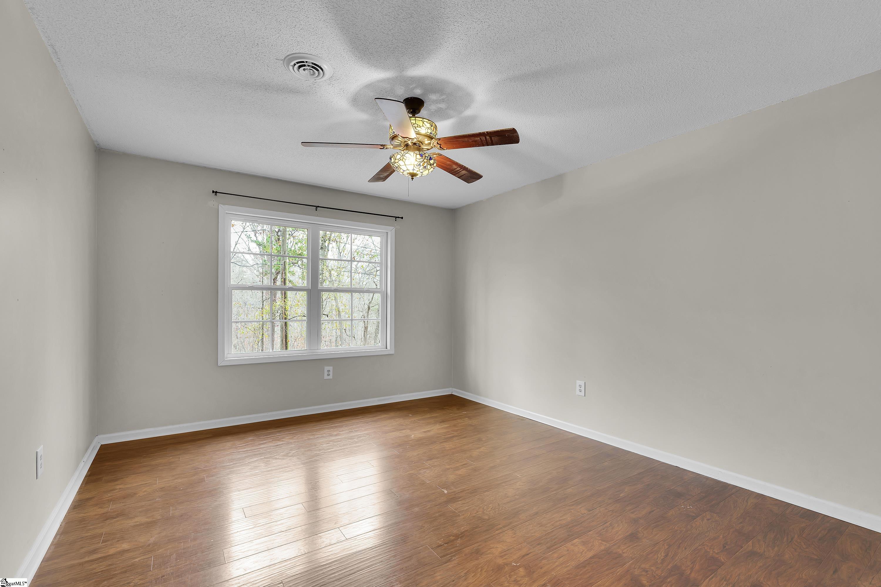 304 N Isundega Street