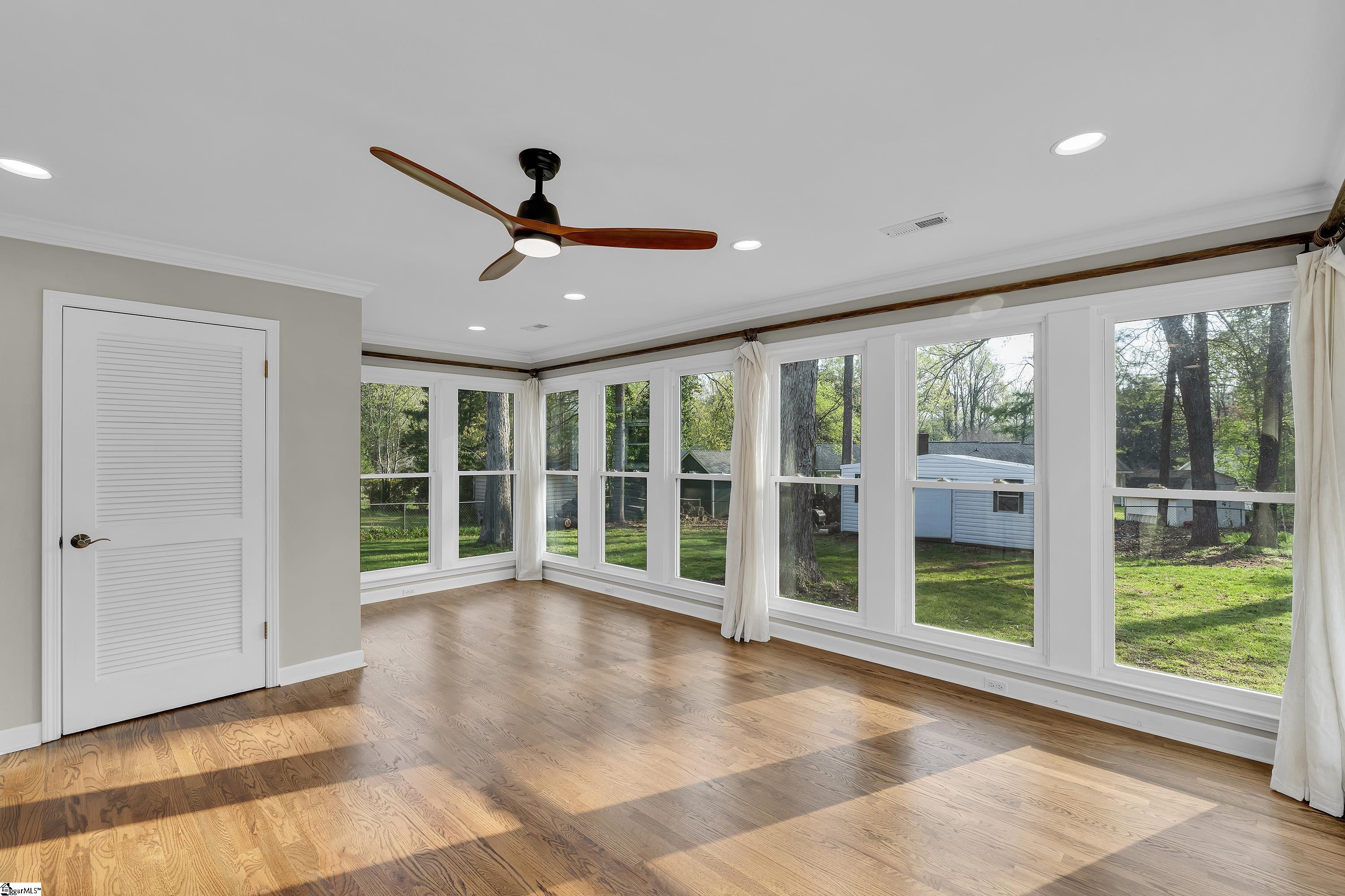 4931 Crosscreek Lane