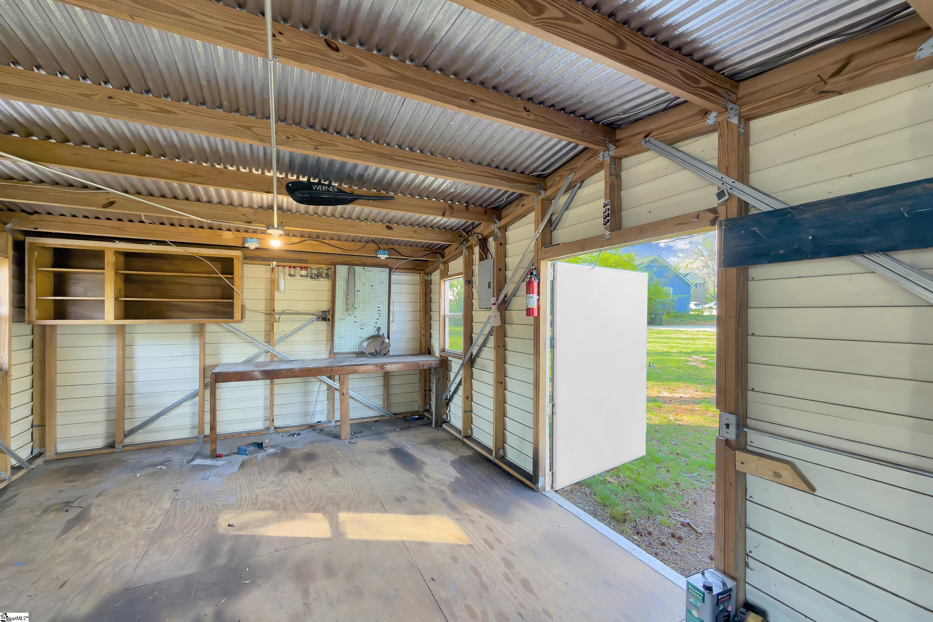 4931 Crosscreek Lane