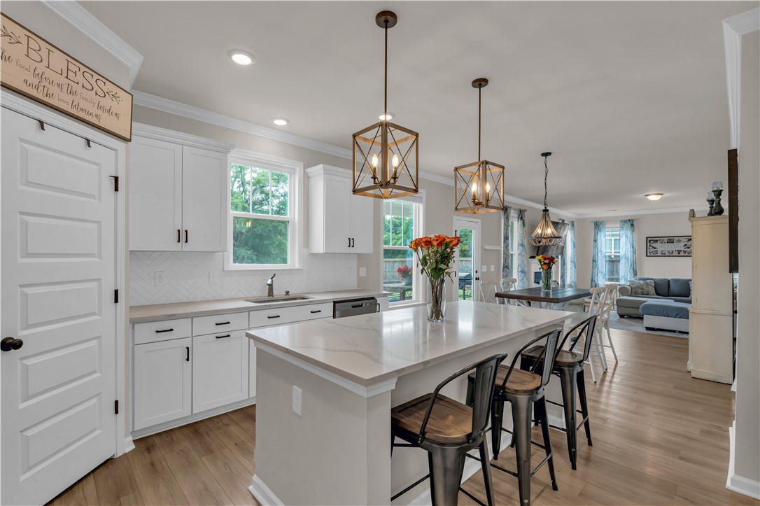 761 Oak Hill Lane