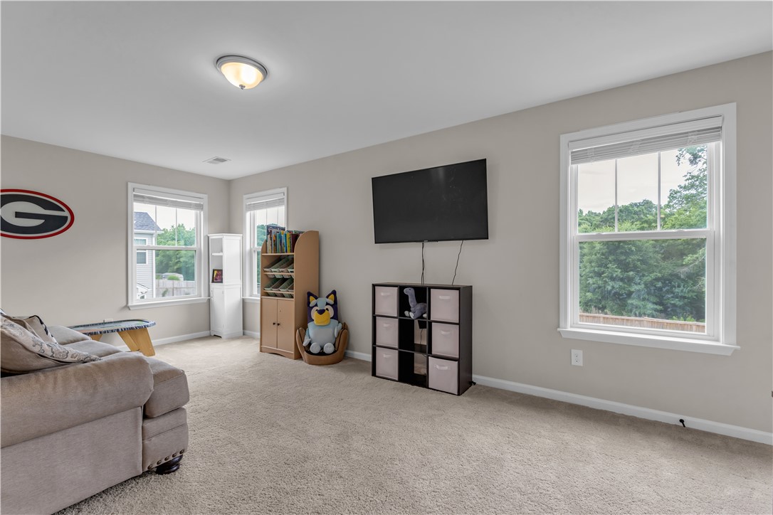 761 Oak Hill Lane