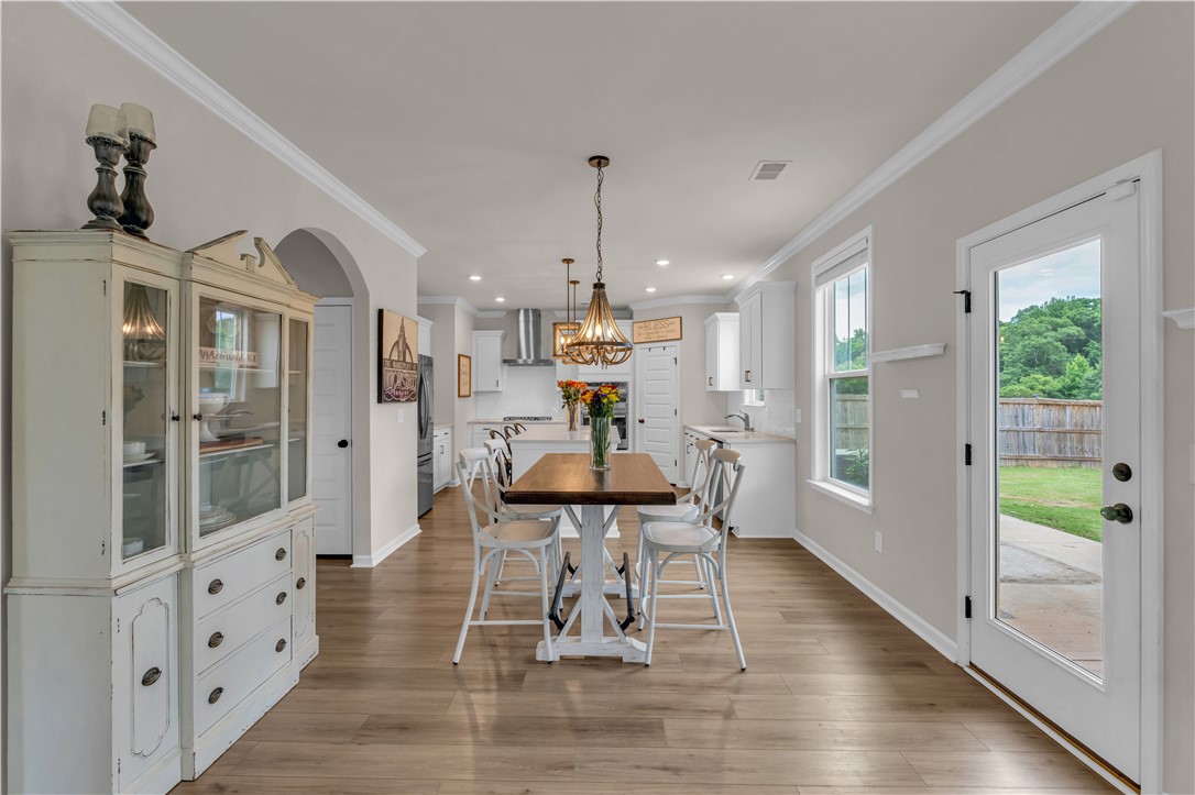 761 Oak Hill Lane
