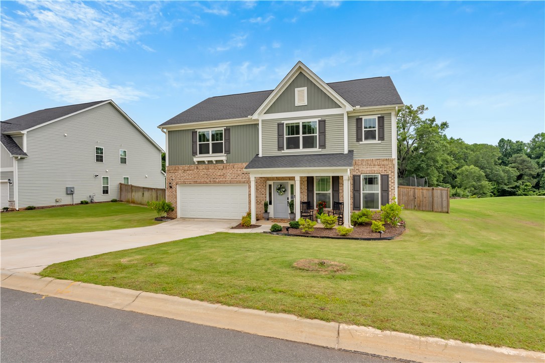 761 Oak Hill Lane