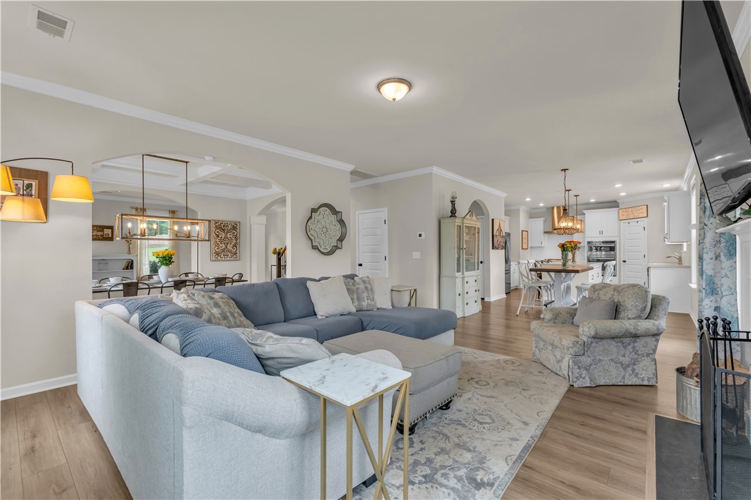 761 Oak Hill Lane
