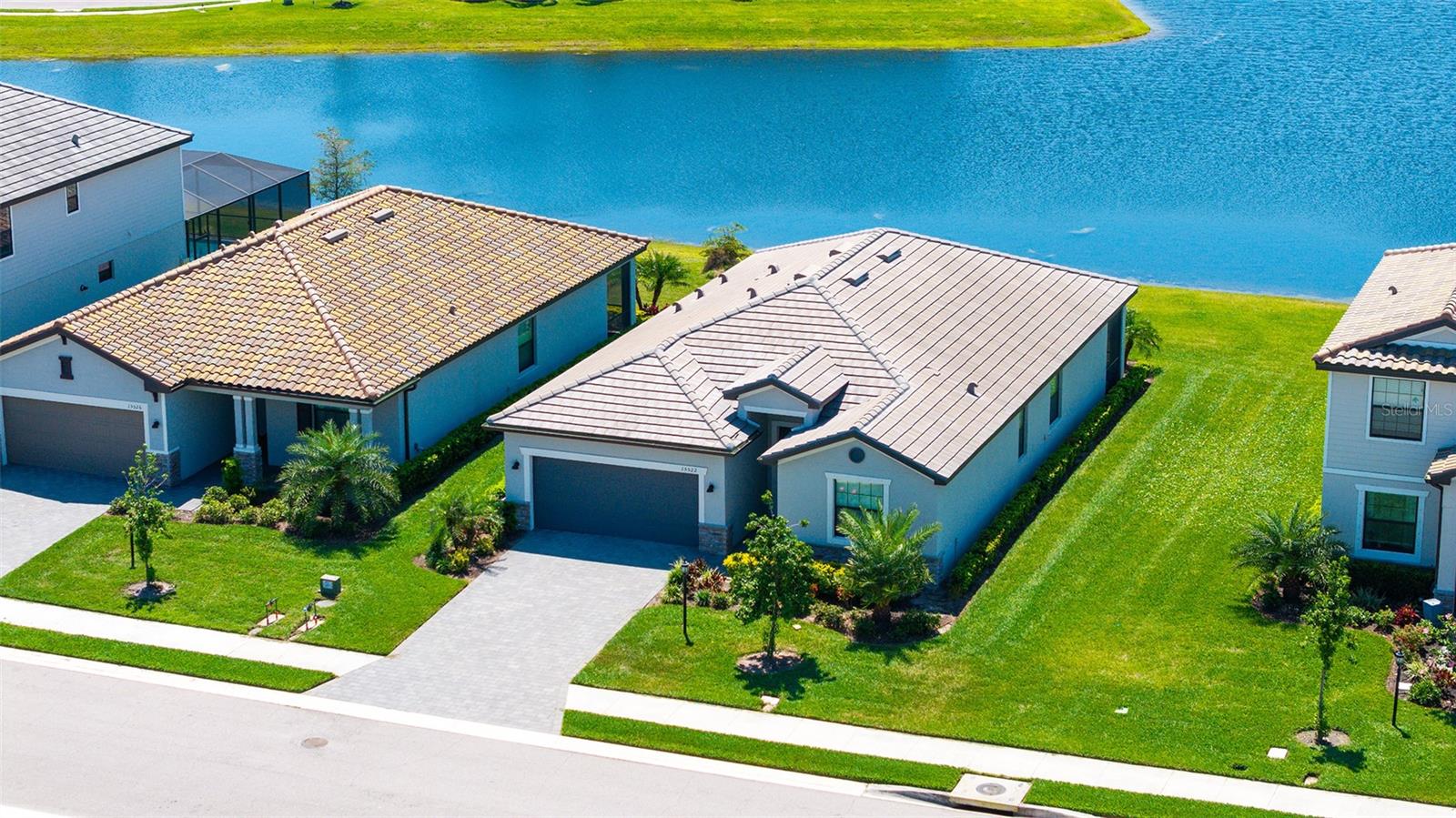 15522 ISLANDWALK AVE