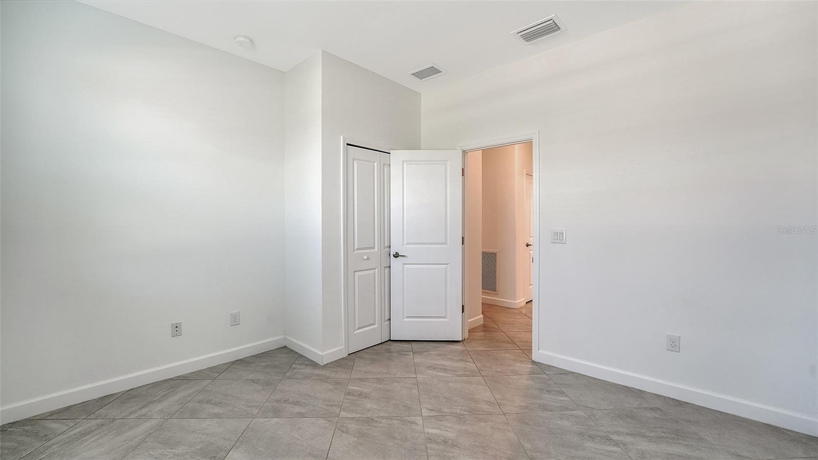 15522 ISLANDWALK AVE