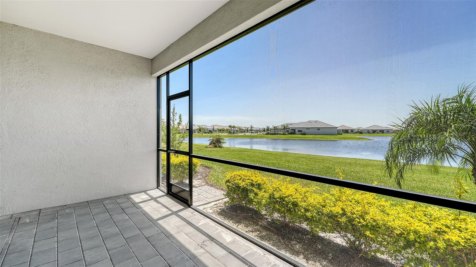 15522 ISLANDWALK AVE