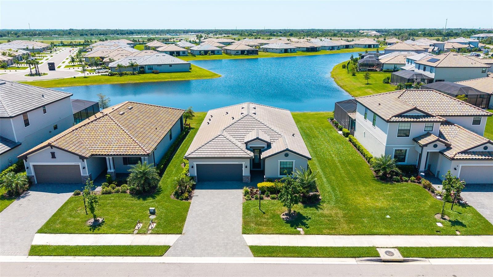 15522 ISLANDWALK AVE