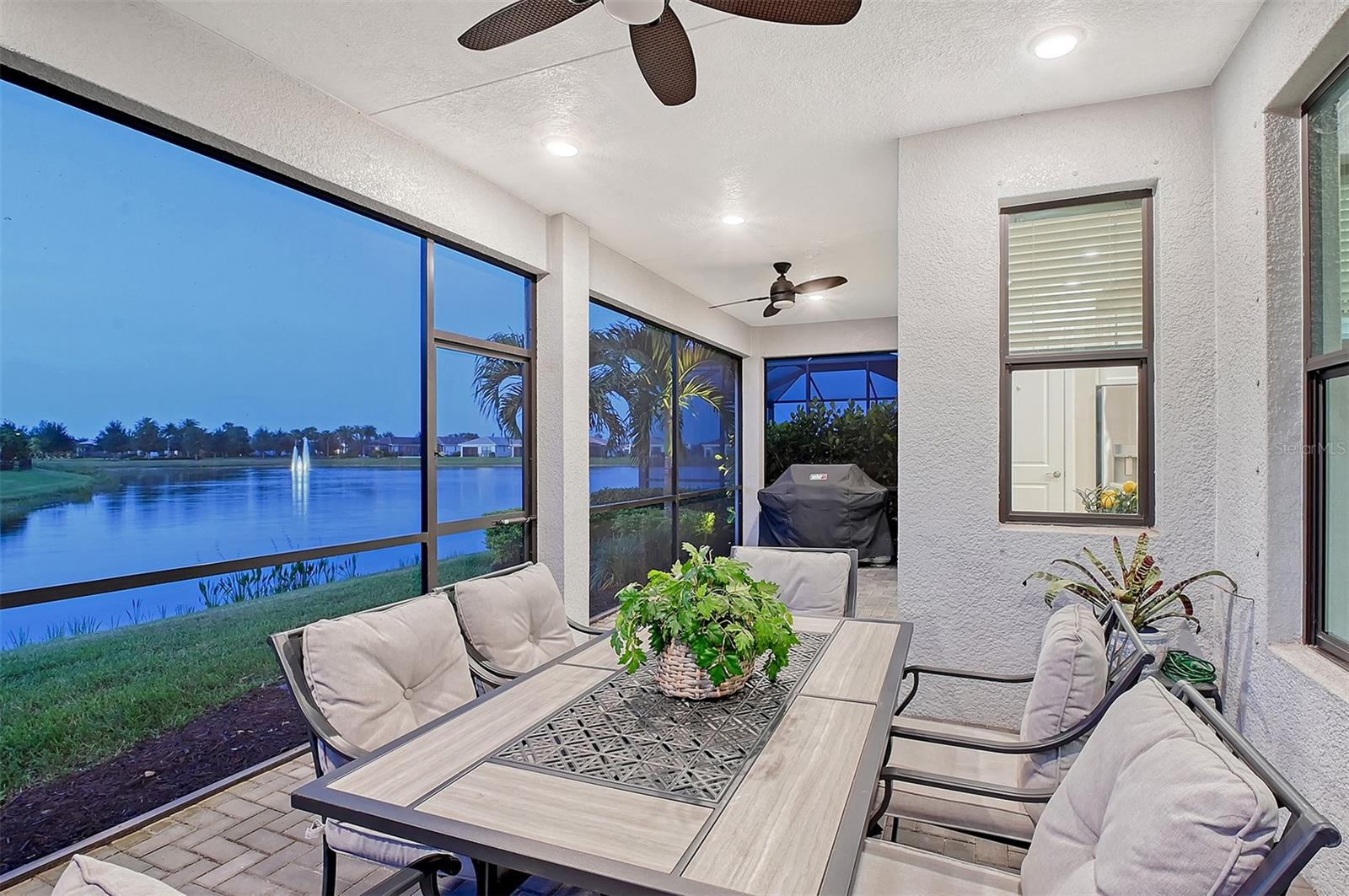 5187 BARNETT CIR