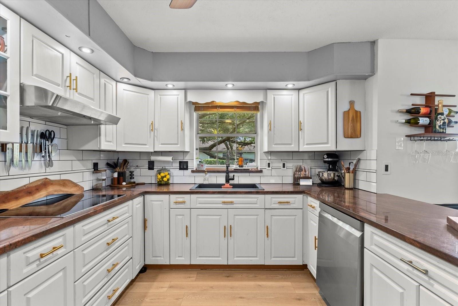 3405 WILDERNESS BLVD W