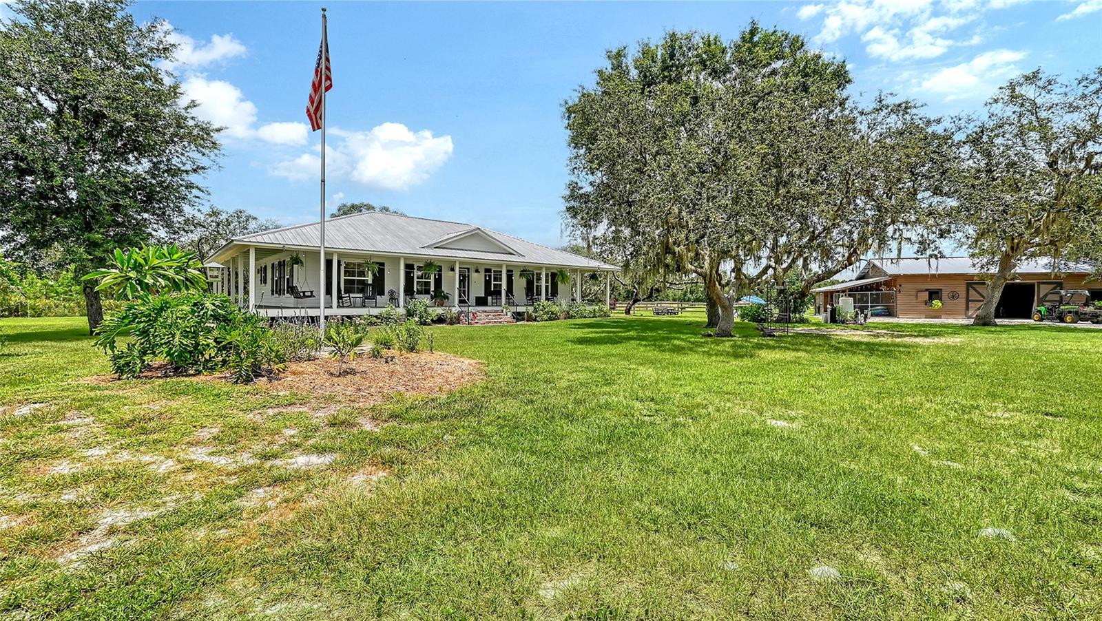 5230 WAUCHULA RD