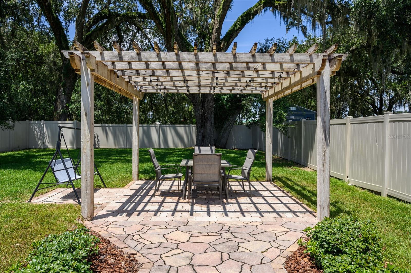 2736 ARBOR TRAIL WAY