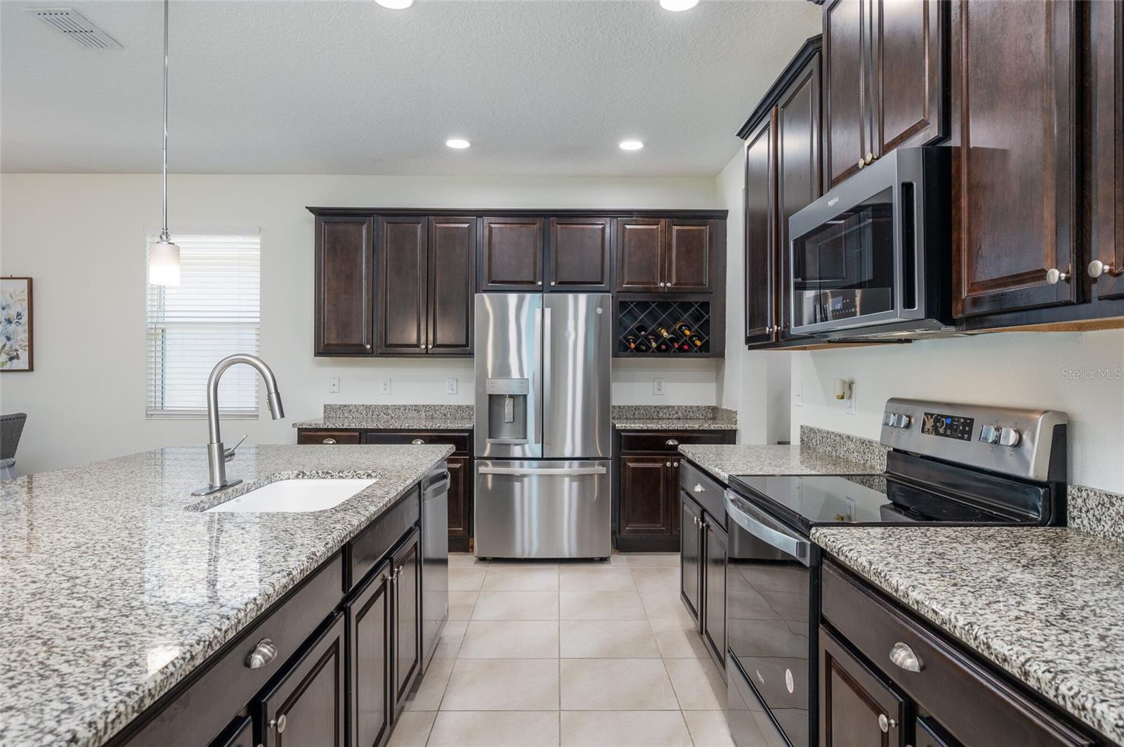 2736 ARBOR TRAIL WAY