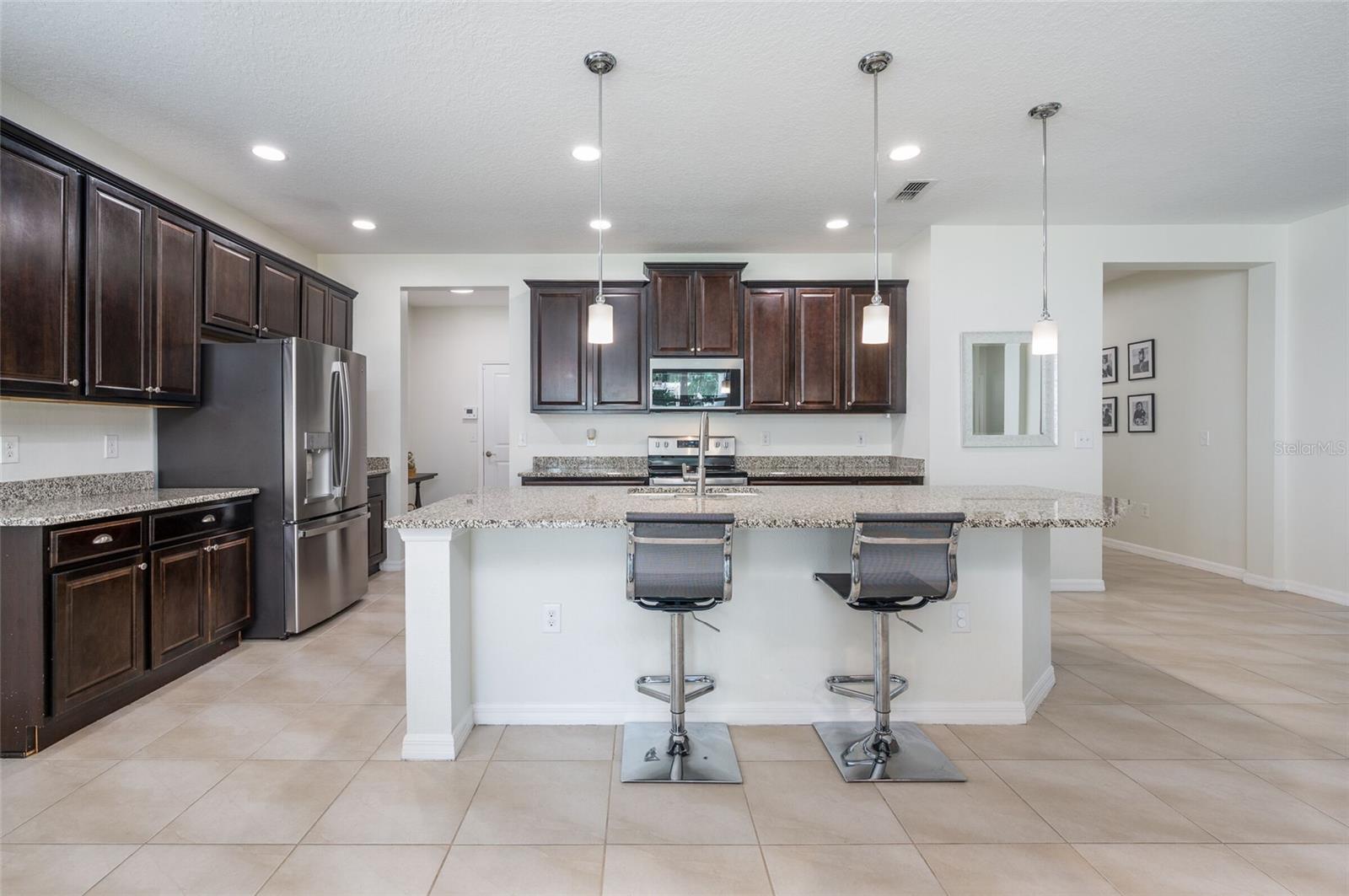 2736 ARBOR TRAIL WAY