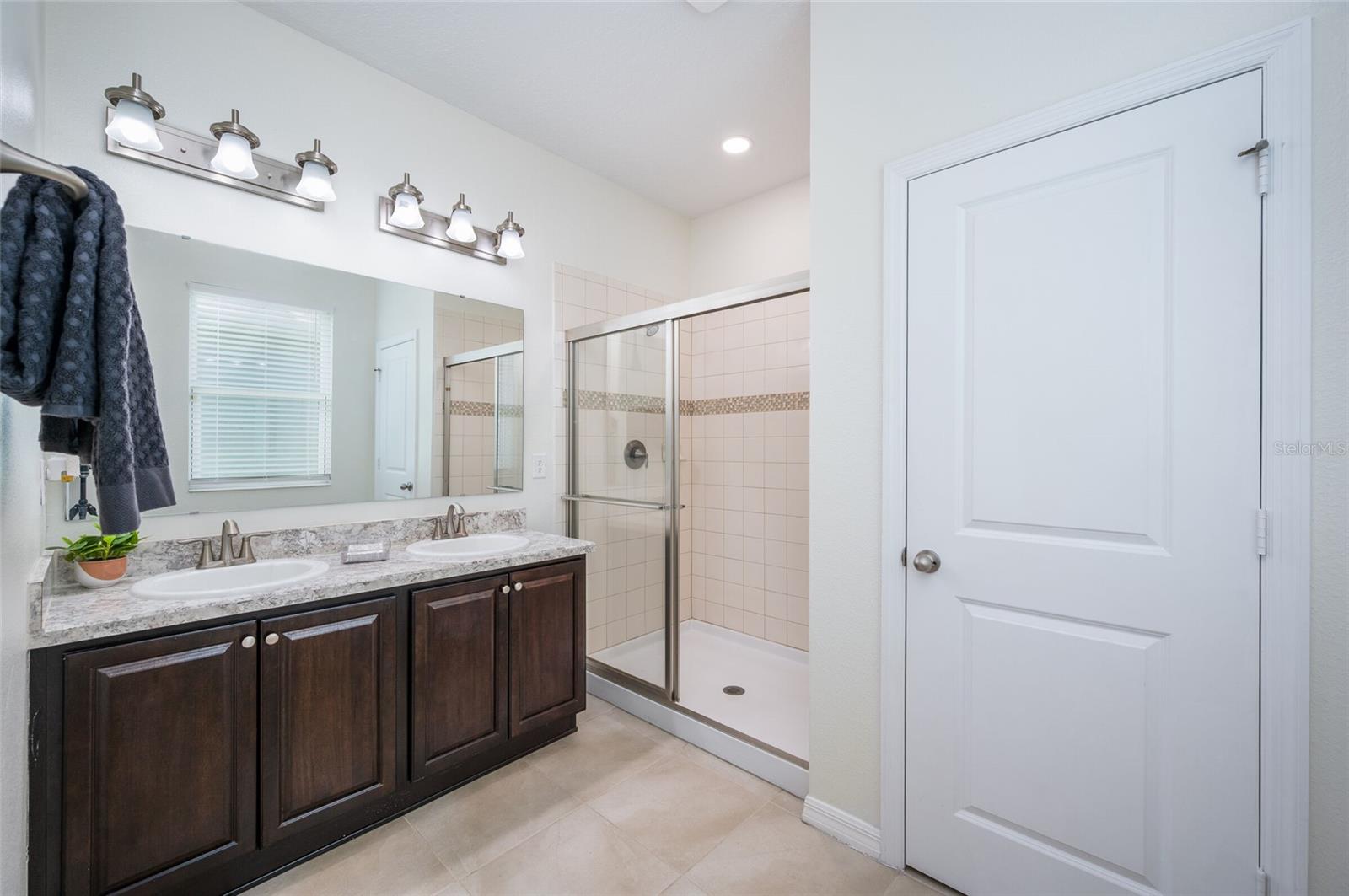 2736 ARBOR TRAIL WAY