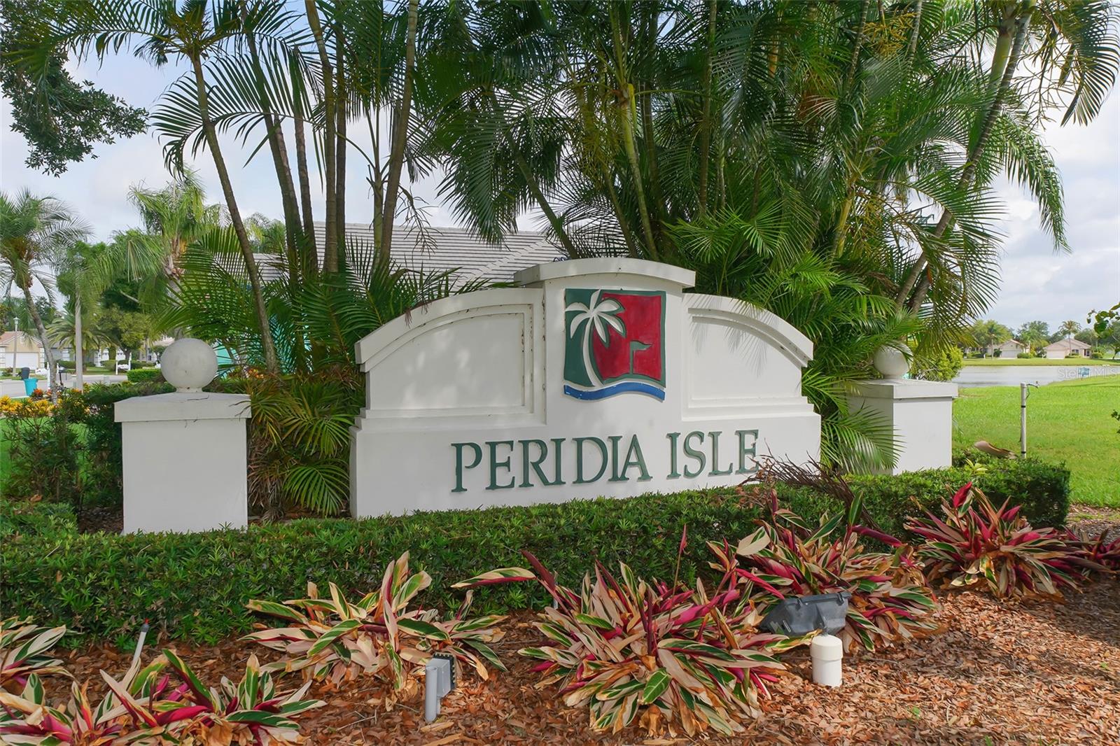 4207 CADDIE DR E #104