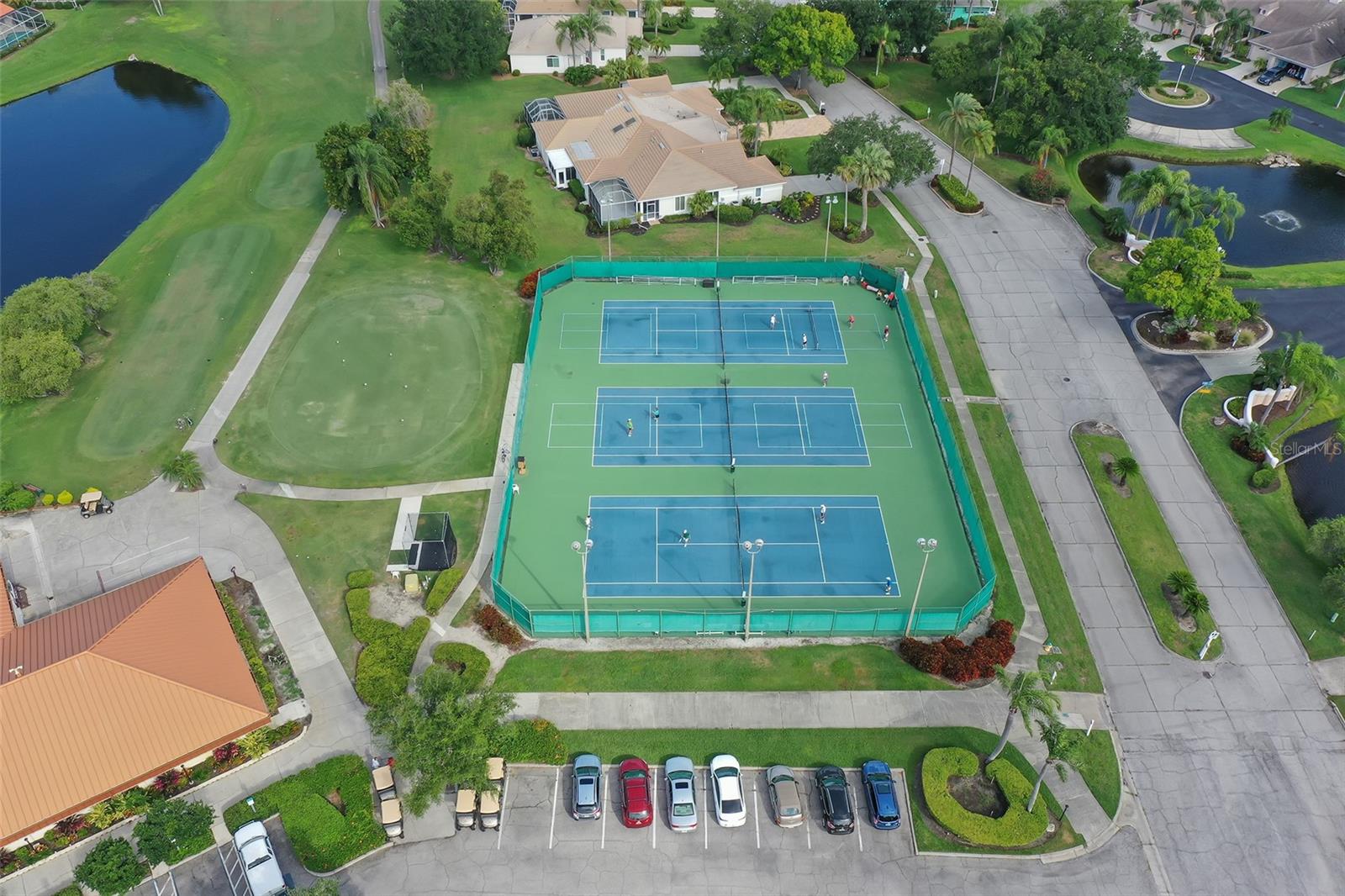 4207 CADDIE DR E #104