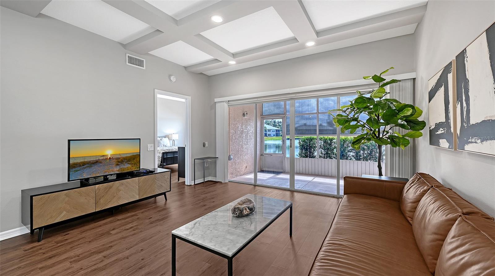 4207 CADDIE DR E #104