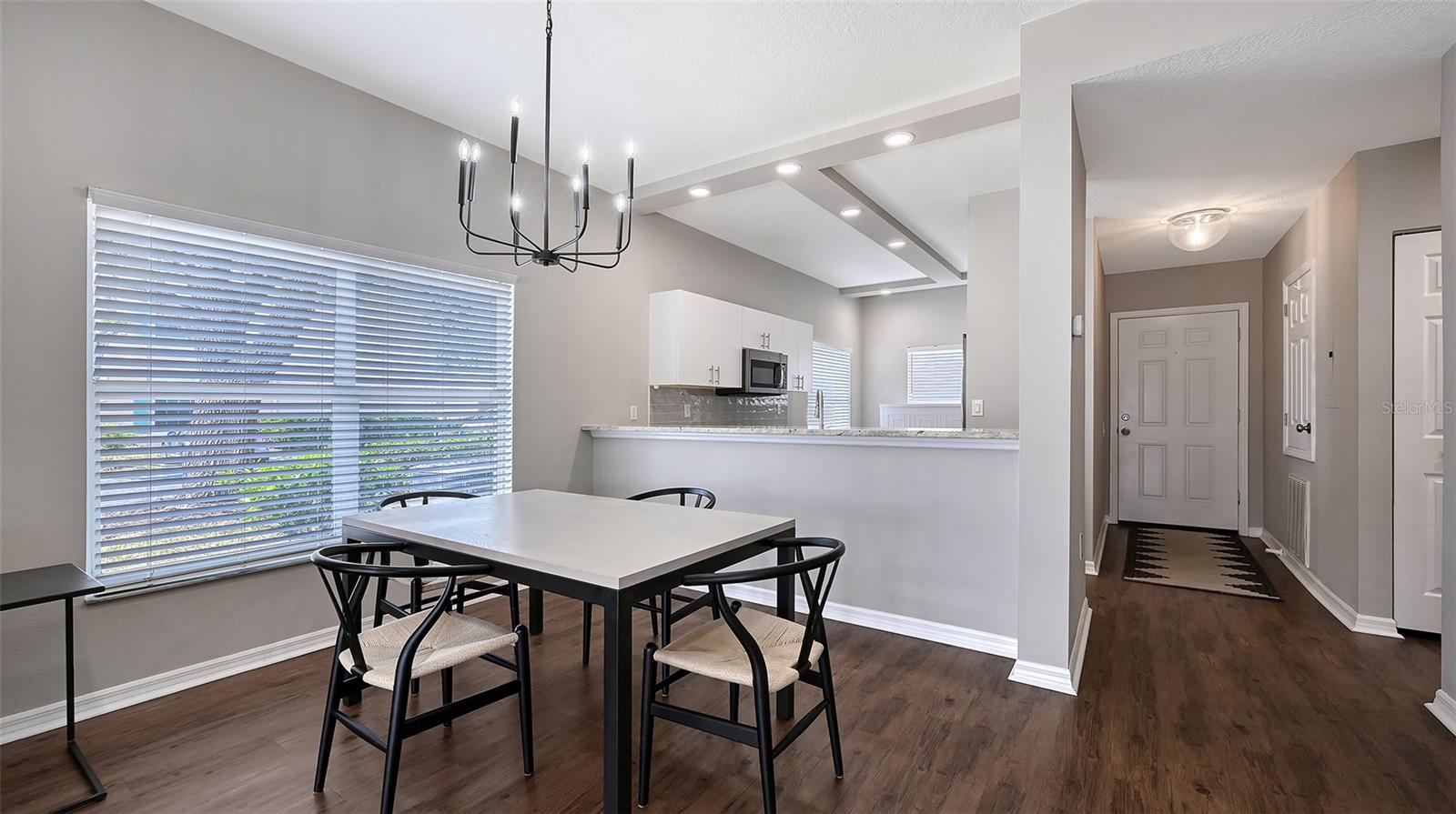 4207 CADDIE DR E #104