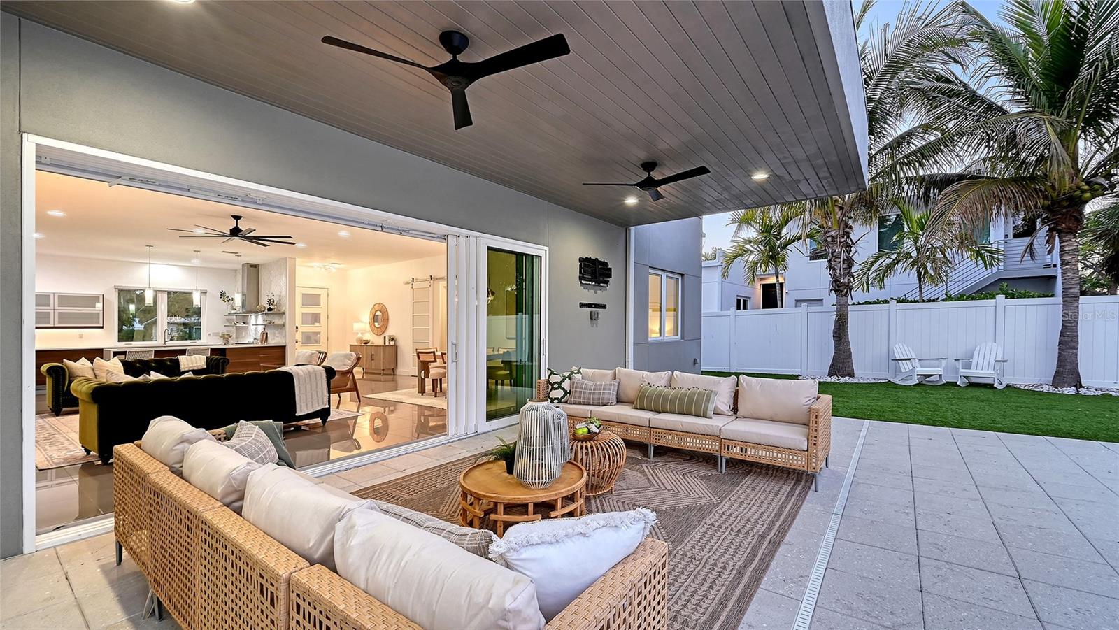2215 DATURA ST