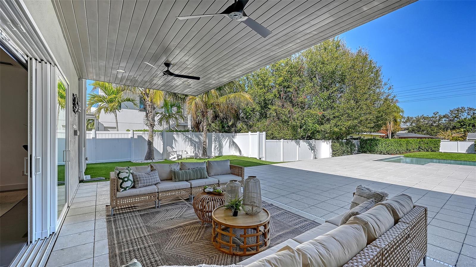 2215 DATURA ST