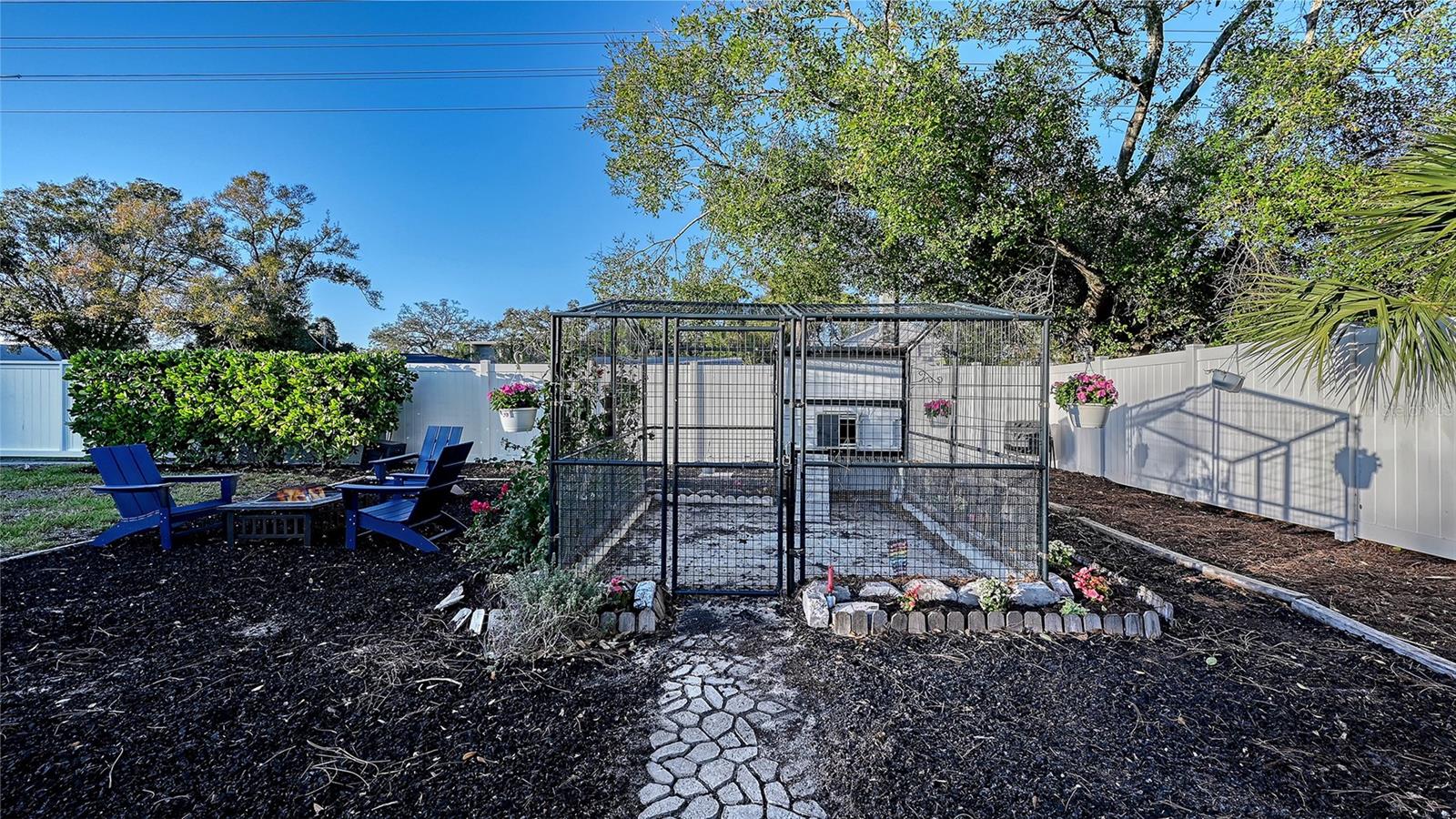 2215 DATURA ST