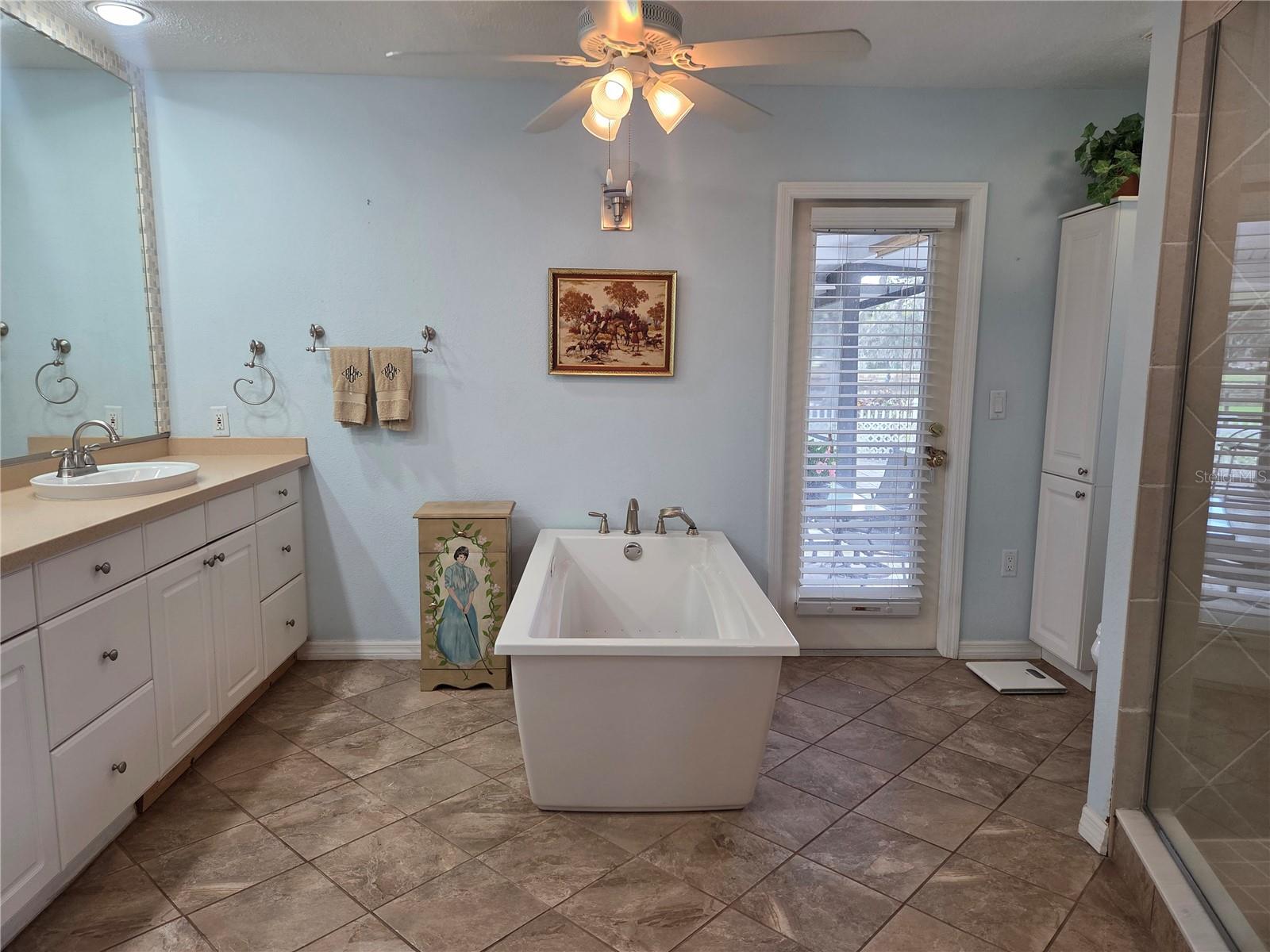 7610 SADDLE CREEK TRL