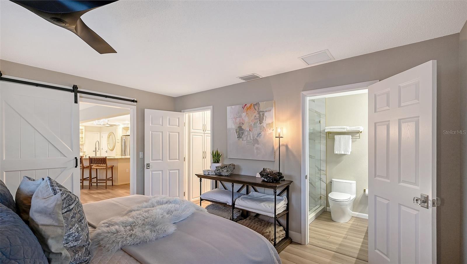 7137 WESTMORELAND DR