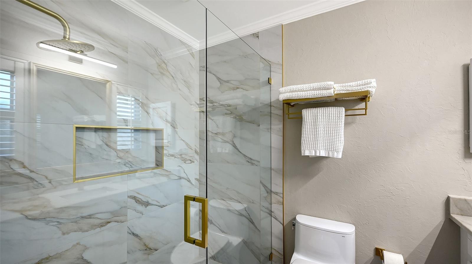 7137 WESTMORELAND DR