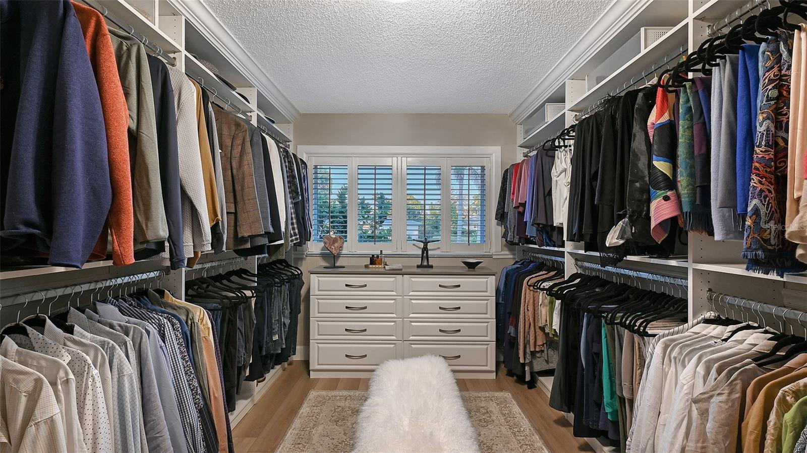 7137 WESTMORELAND DR