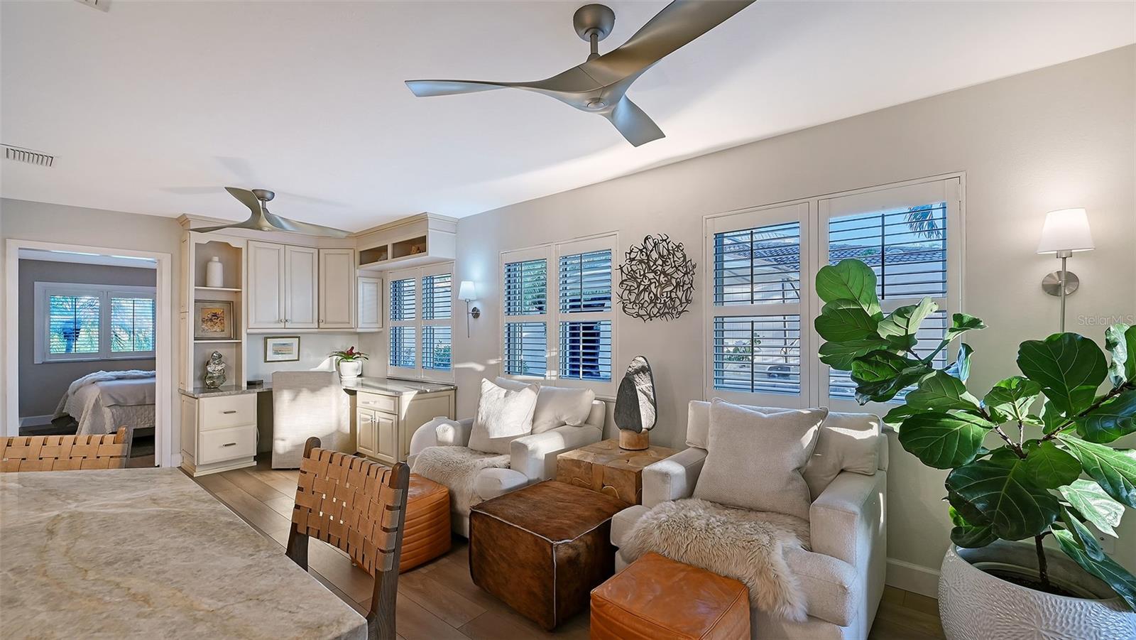 7137 WESTMORELAND DR