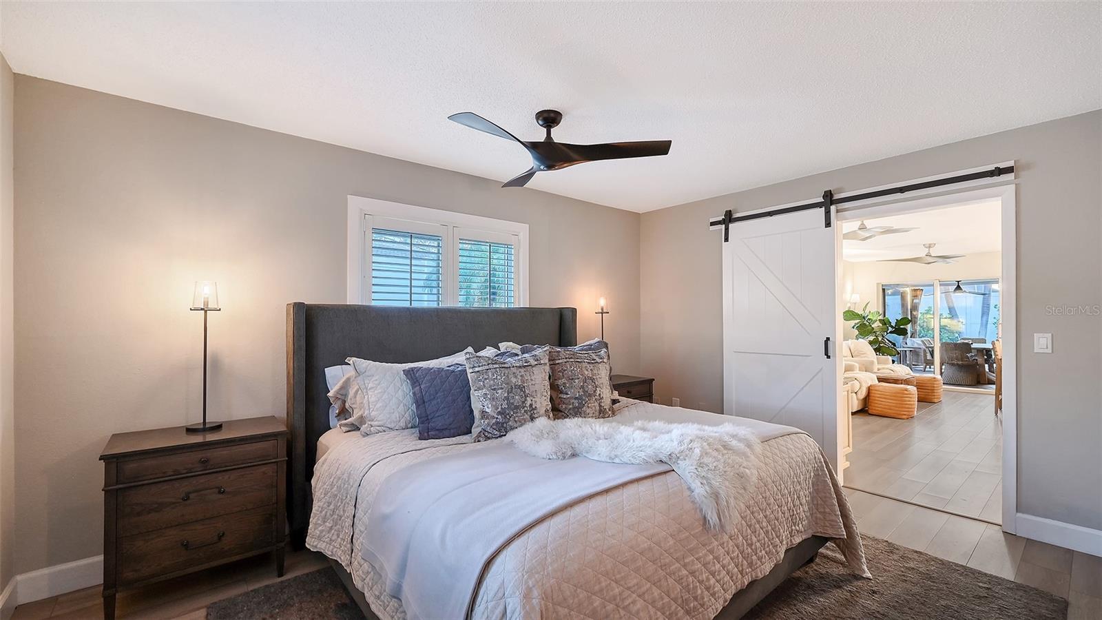 7137 WESTMORELAND DR