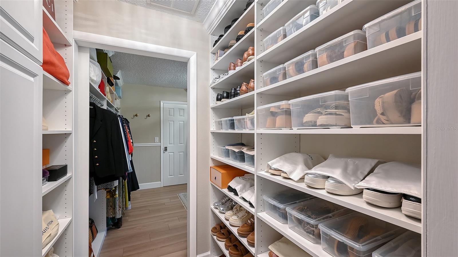 7137 WESTMORELAND DR