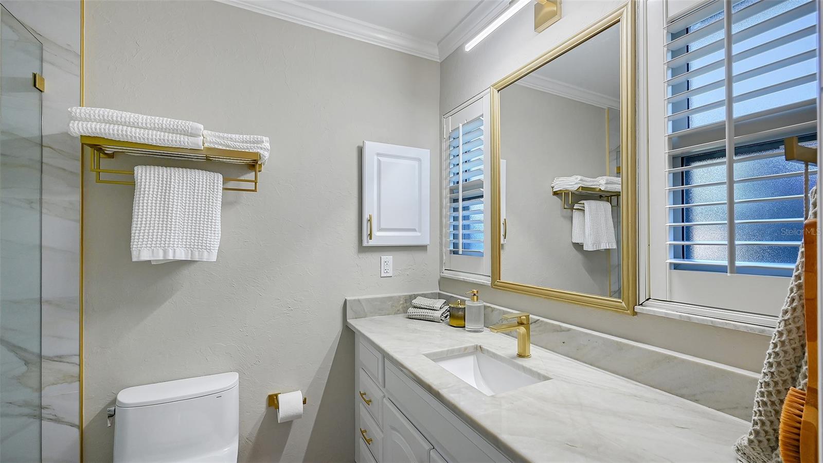 7137 WESTMORELAND DR