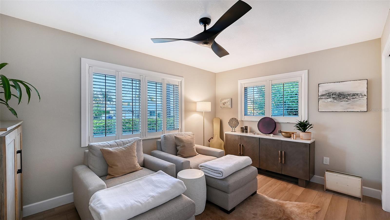 7137 WESTMORELAND DR