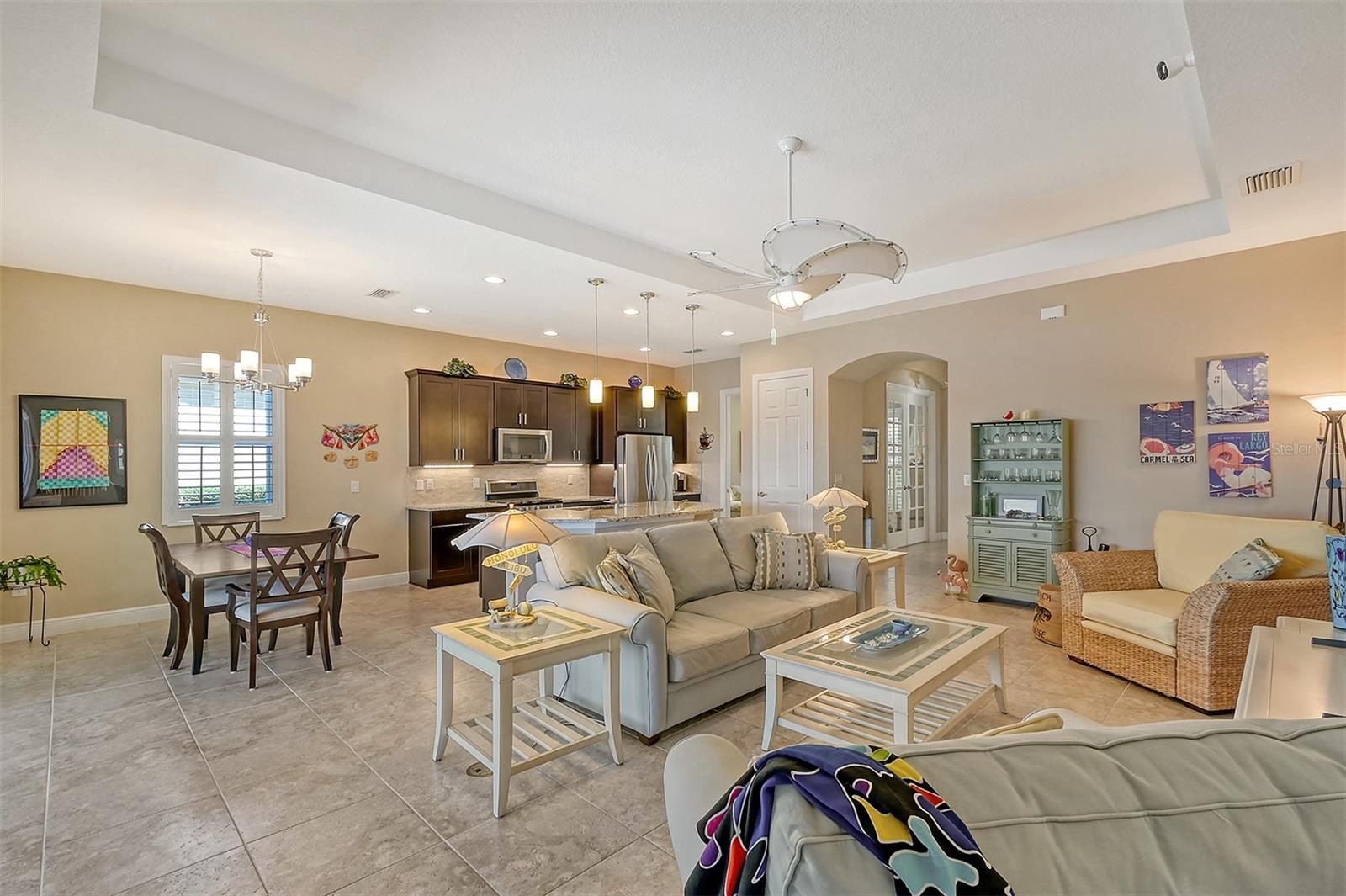 1014 OVERLOOK CT